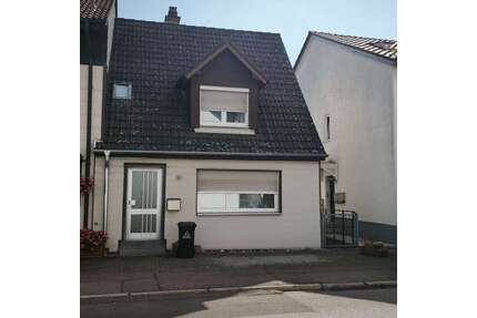 Haus zum Kaufen in Heidenheim 215.000,00 € 74 m²