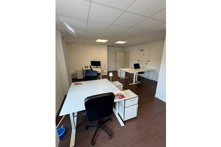 Flexibler Schreibtischplatz - sofort startklar, ab 1 Monat, inkl. Küche - Much