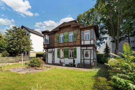 Haus zum Kaufen in Frankfurt am Main 1.075.000,00 € 218.99 m²
