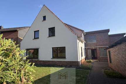 Haus zum Kaufen in Lüdersfeld 139.000,00 € 187 m²