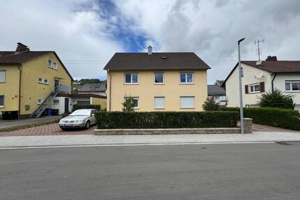 Top-Rendite in Möckmühl:Vermietetes Haus mit drei Einheiten
