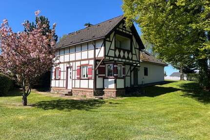 Haus zum Kaufen in Schleiden Bronsfeld 195.000,00 € 115 m² - Schleiden / Bronsfeld