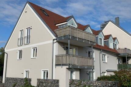 Charmante 3-Zimmer-Wohnung mit Balkon und KFZ-Stellplatz! - Nittenau