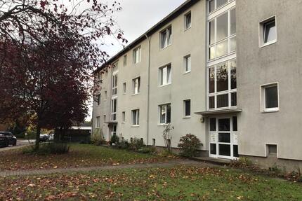 Komplett renovierte 2,5-Zimmer-Wohnung mit Balkon - Lübeck Sankt Gertrud