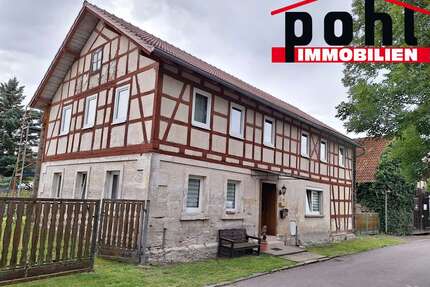 Haus zum Kaufen in Heldburg 129.000,00 € 130 m²