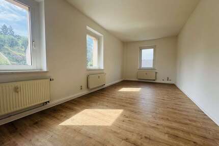 Wohnung zum Mieten in Amtsberg 364,00 € 63.74 m²