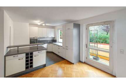 Haus zum Kaufen in Hannover 695.000,00 € 210 m²