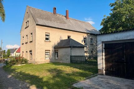 Großzügiges Einfamilienhaus mit Nebengelass - Colditz