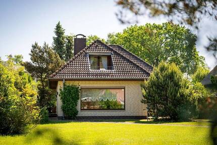 Gepflegtes Einfamilienhaus mit Erweiterungspotential in ruhiger schöner Wohnlage - Ahrensburg