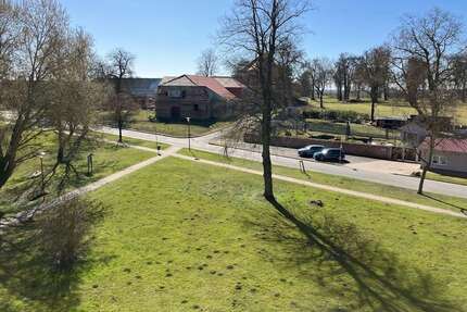 Wohnung zum Mieten in Tützpatz 300,00 € 49.13 m²