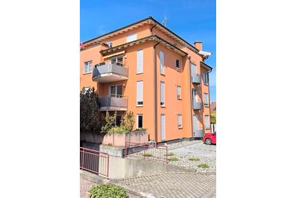 Lichtdurchflutete 3-Zimmer-Wohnung mit hochwertiger Ausstattung - Rielasingen-Worblingen