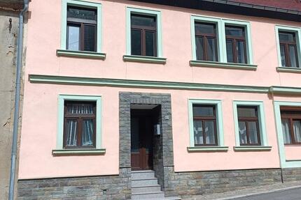 Bezugsfreies Reihenmittelhaus mit Kamin in idyllischer Lage - Leisnig