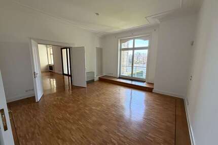 Wohnung zum Mieten in Hamburg 4.472,78 € 198.79 m²