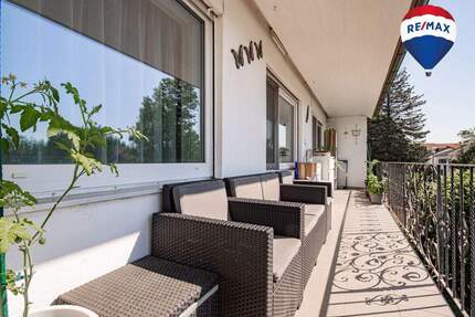Gepflegte 4,5-Zimmer Wohnung mit Balkon in Lottstetten