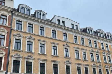 Denkmalschutz 2-Zimmer-Altbauwohnung in Leipzig-Connewitz – Charm