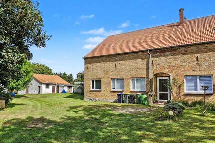 Haus zum Kaufen in Tramm 199.000,00 € 166.45 m²