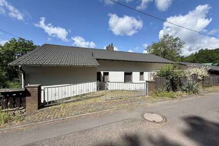 Haus zum Kaufen in Neuenstein Mühlbach 170.000,00 € 190 m² - Neuenstein / Mühlbach