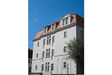 toll geschnittene wunderschöne 3 Zimmer mit offener Küche und Balkon - Dresden Cotta