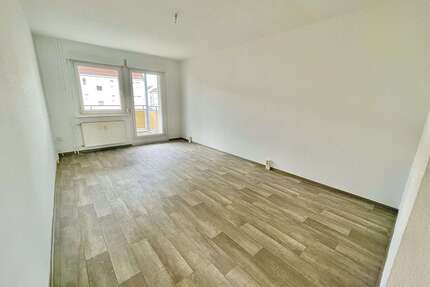 Wohnung zum Mieten in Schwarzheide 420,42 € 64.68 m²