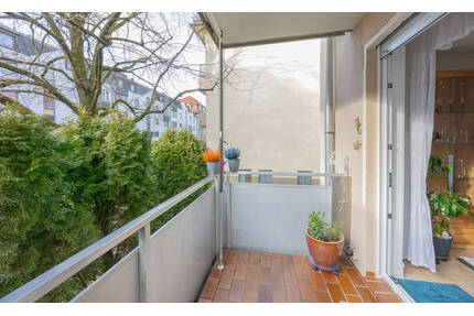 SOFORT BEZIEHBAR: SEHR GEPFLEGTE 3-ZI.-WHG. MIT LOGGIA IN MÜNCHEN-THALKIRCHEN