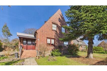 Gemütliches Einfamilienhaus - zentral mit idyllischem Garten - Süderbrarup