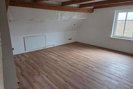 Dachgeschoss Wohnung, Erstbezug - Ehingen