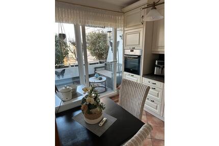 Lichtdurchflutete 3,5 Zimmerwohnung mit Südterrasse - Duisburg Rheinhausen