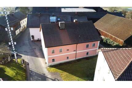 Haus zum Kaufen in Röhrnbach 375.000,00 € 238 m²