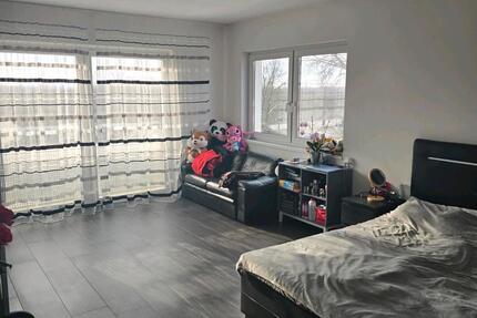 3 Zimmer Luxus wohnung ab 01. Mai zu vermieten+ Küche +Fliese - Hamburg Billstedt