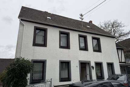 Haus zum Kaufen in Münstermaifeld 150.000,00 € 132.09 m²