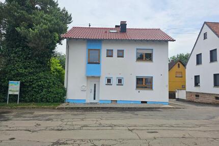 Renovierte 3-Zimmer-Wohnung mit Balkon & Dachboden in Marnheim