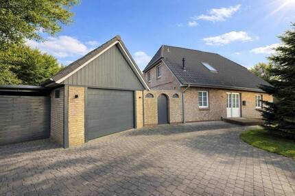 Stilvolles Einfamilienhaus - helles Haus mit modernem Ambiente - Humptrup