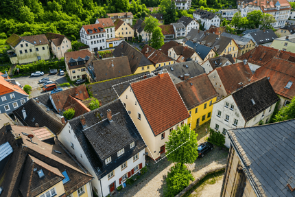Haus zum Kaufen in Bad Berneck im Fichtelgebirge 119.000,00 € 188 m²