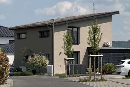 Haus zum Kaufen in Mönchstockheim 895.000,00 € 157 m²