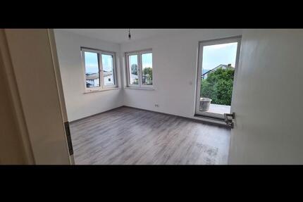 2 Zimmerwohnung - 800,00&nbsp;EUR Kaltmiete, ca.&nbsp; 62,00&nbsp;m&sup2; in Kirchhain (PLZ: 35274)