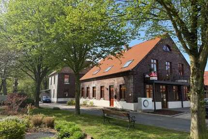 Wohnung zum Mieten in Hünxe-Krudenburg 1.681,68 € 140.14 m²