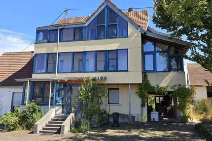 Niedermohr - Geräumiges, individuelles Einfamilienhaus mit weitläufigem Grundstück