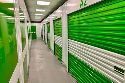 Self Storage Singen – Lagerbox 20 - 60 m² ab 174,50 €Monat | - Singen (Hohentwiel)