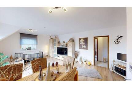 Provisionsfrei für Käufer: Helle 3-Zimmer-Dachgeschosswohnung mit Balkon und Garage in Hamm-Osten