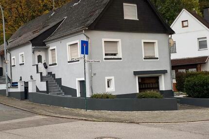 Bungalow - Top Wohnlage - Nähe Zoo - Bexbach