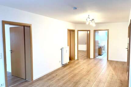 Wohnung zum Mieten in Regenstauf 735,00 € 70 m²