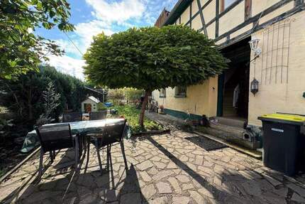 Ein- Zweifamilienhaus mit Idyllischem Ausblick in die Ferne - Bad Berka Bergern