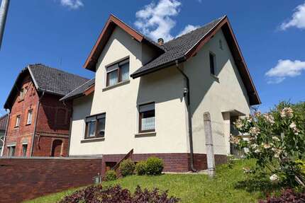 Haus zum Kaufen in Rödental 149.000,00 € 110 m²