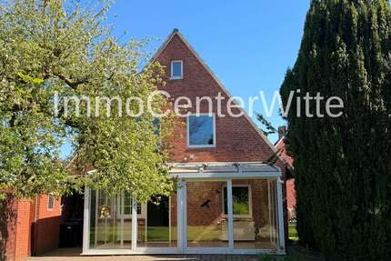 Haus zum Kaufen in Glückstadt 330.000,00 € 173 m²