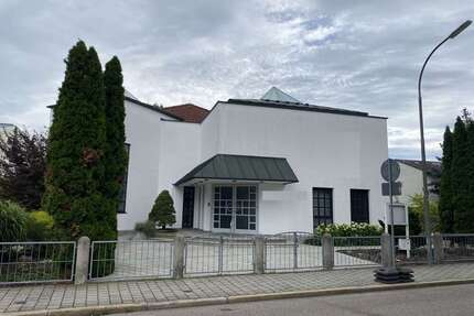 Haus zum Mieten in Ingolstadt 3.200,00 € 536 m²