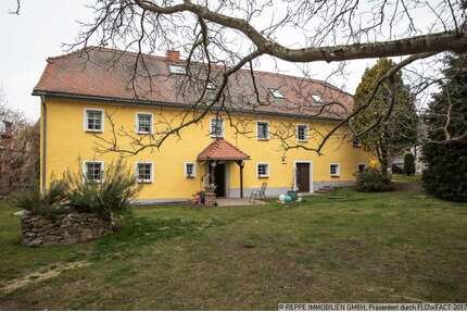 Haus zum Kaufen in Kubschütz OT Waditz 350.000,00 € 230 m²