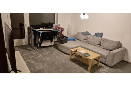 2-Zimmer-Wohnung mit Einbauküche, Balkon in guter Lage nur wenige Min. vom Bahnhof entfernt - Lentföhrden