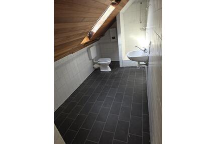 Heller Hobbyraum im DG zu vermieten! - Remscheid Remscheid-Süd