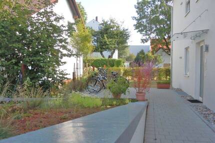 GalerieWohnung m. Dachterrasse – 2,5 Zimmer, ruhig, verkehrsgünstig, Tageslichtbad, Abstellr., TG - Ingolstadt