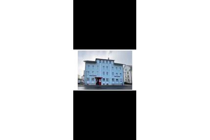 Zentral in Lindenberg: 2,5 Zimmer mit Einbauküche & Stellplatz - Lindenberg im Allgäu